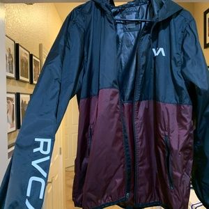 Mens windbreaker jacket. Large.
